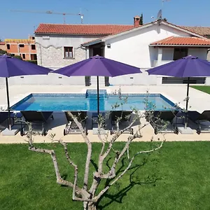 holiday-home-victoria-porec.in-istria.net/