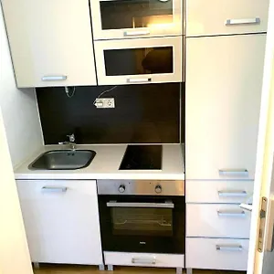 Beautiful Premium Apartment, Near , Wifi , Free Parking Regensburg