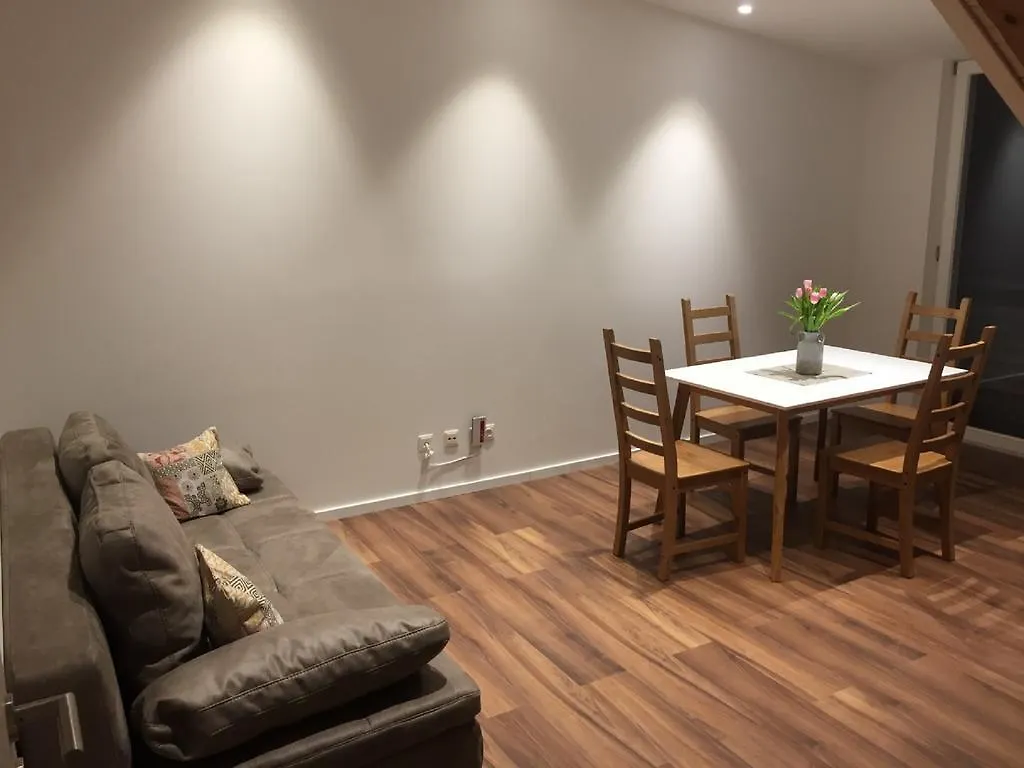 Ferienwohnung am Herzogspark Regensburg Apartment